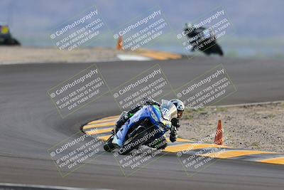 media/Sep-24-2022-CVMA (Sat) [[a45f954247]]/Race 15 500 Supersport-350 Supersport/